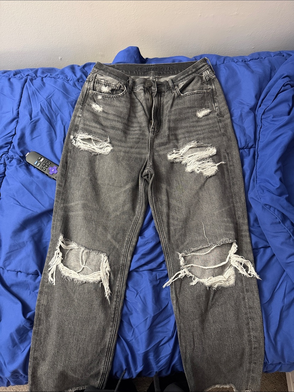 American Eagle Outfitters Women's Distressed Charcoal Gray Ripped Ankle Jeans